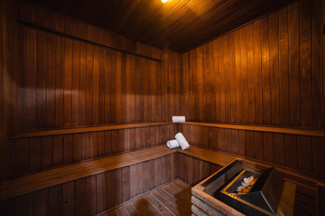 Brut By Slaviero Hotel